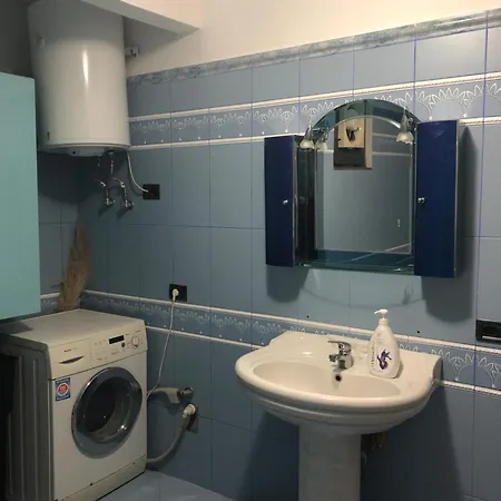 Lovely In Appartement Fier